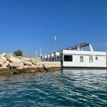 Bateau-hôtel Luxury Houseboat With Roof Terrace & Novigrad Istria
