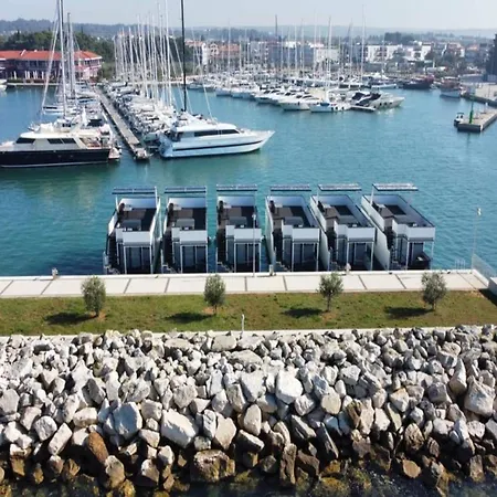 Botel Luxury Houseboat With Roof Terrace & Novigrad (Istria)